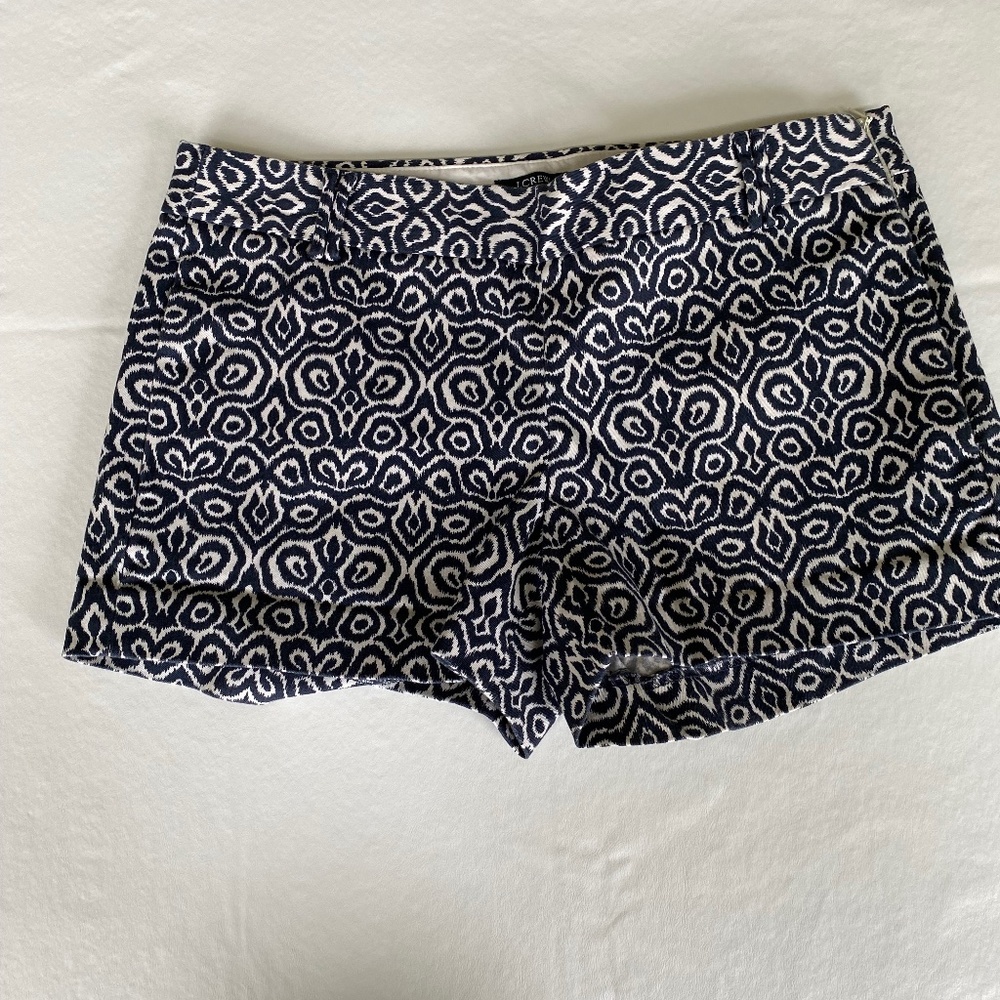 J.Crew Navy and White Shorts - Women's Size USA 2 - Cotton & Spandex - EUC